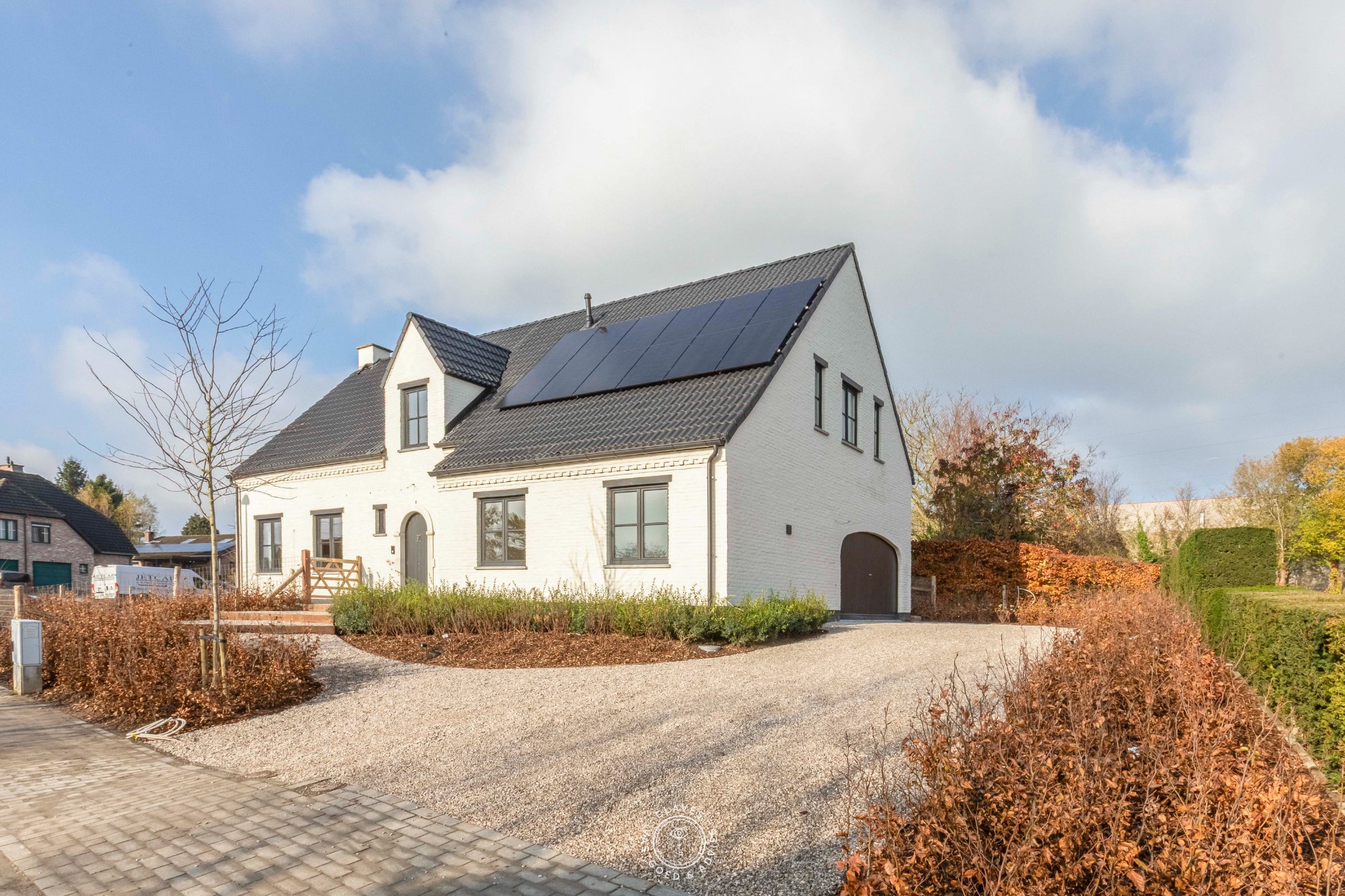 Prachtig gerenoveerde villa met westelijk georiënteerde tuin