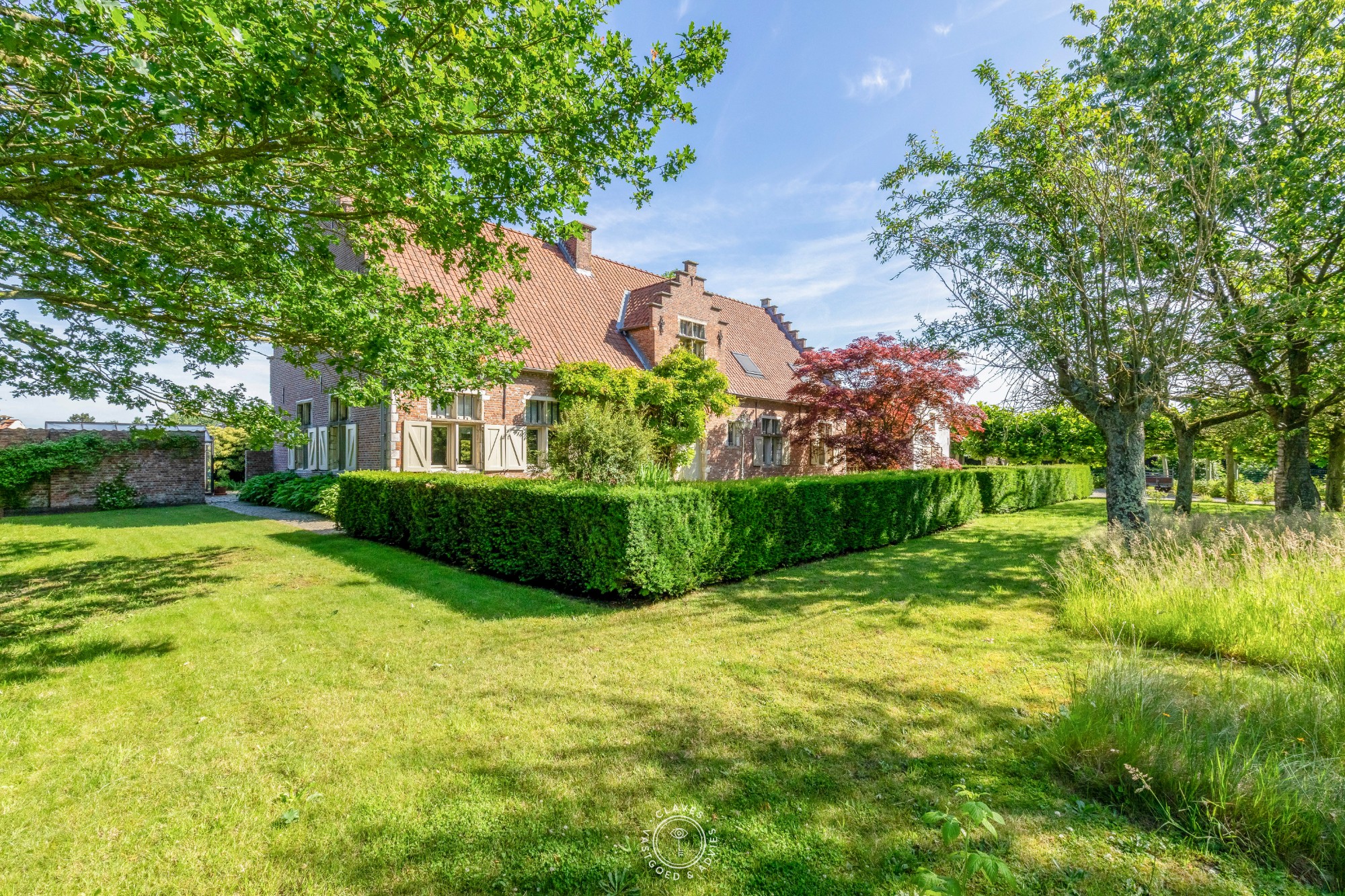 Exclusieve karakterhoeve midden de velden van Sinaai-Waas