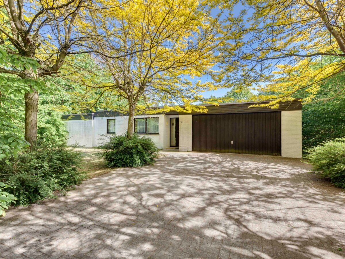 Modernistische bungalow met veel potentieel