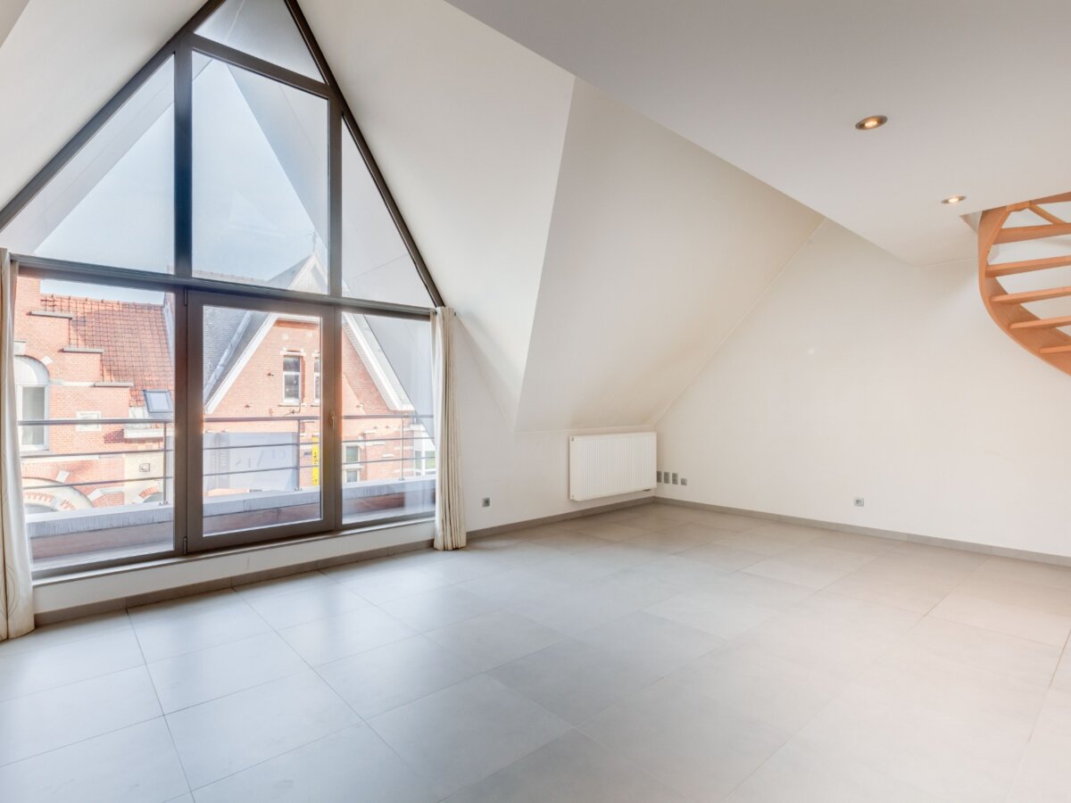 Prachtig appartement, centraal gelegen, met terrassen en 1 slaapkamer