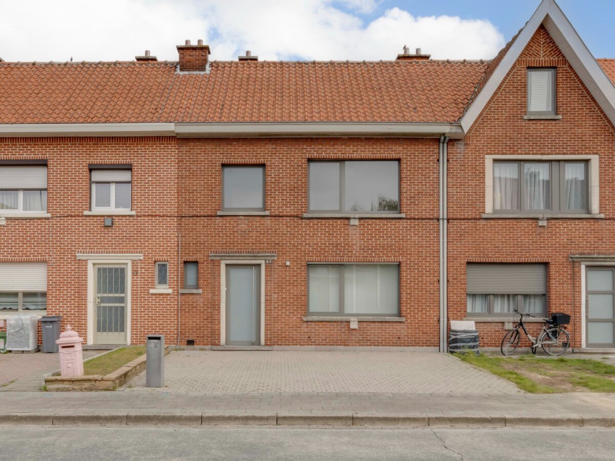 Top verzorgde woning met 2 slaapkamers, parkeerplaats en tuin