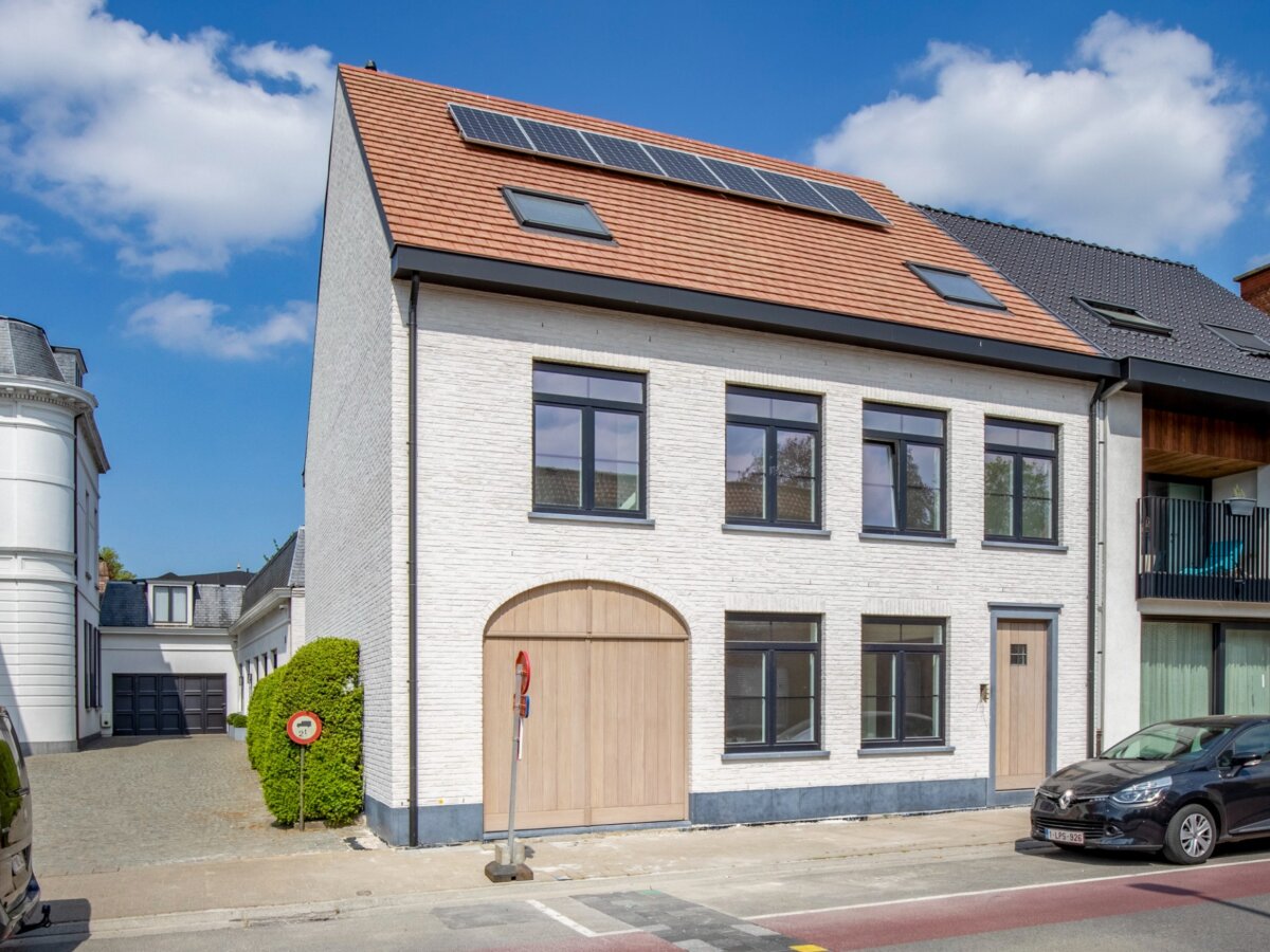 Prachtige nieuwbouwwoning met garage op centrale ligging
