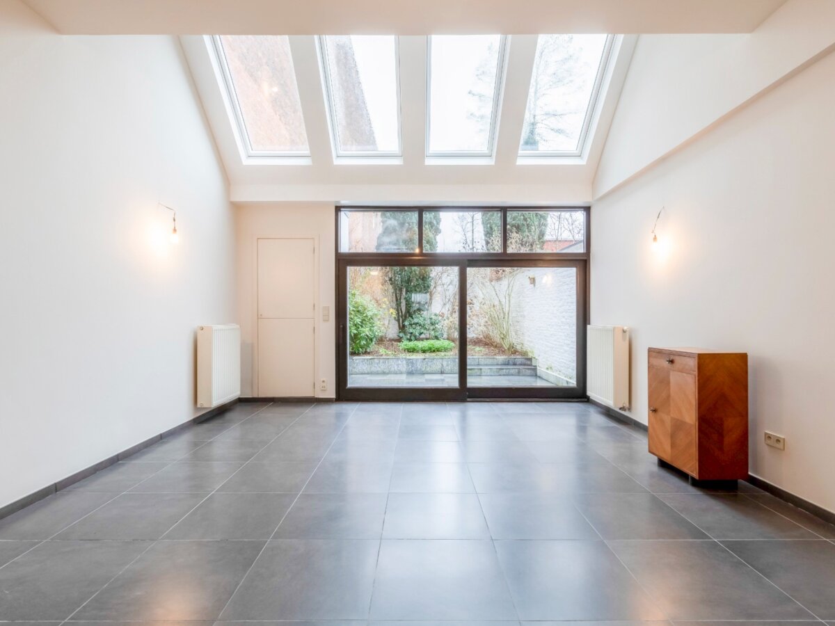 Tof gelijkvloers appartement met tuin