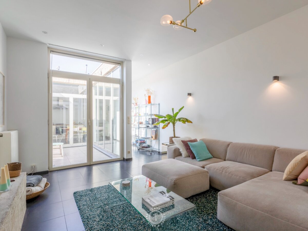 Trendy stadswoning met 2 slaapkamers en aangename buitenpatio