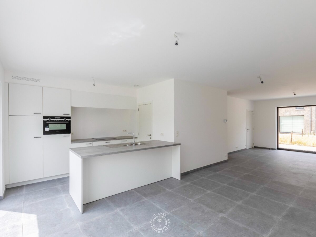Prachtige nieuwbouwwoning met leuke tuin gelegen te Nieuwkerken-Waas