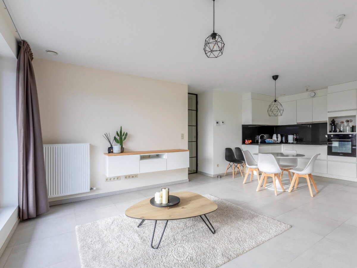 Fijn gelegen 2 slaapkamer appartement