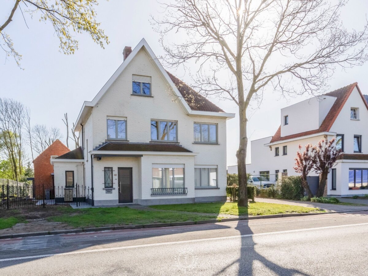 Fijne alleenstaande woning met authentieke elementen en prachtige tuin