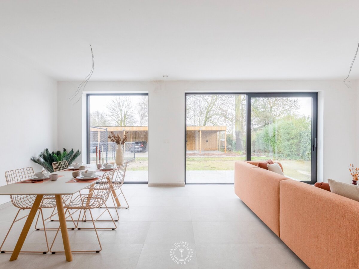 Grandioos gelijkvloers appartement met privatieve tuin