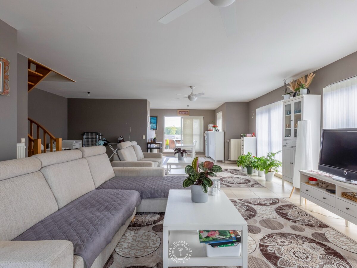 Imposant duplexappartement met een zee aan ruimte