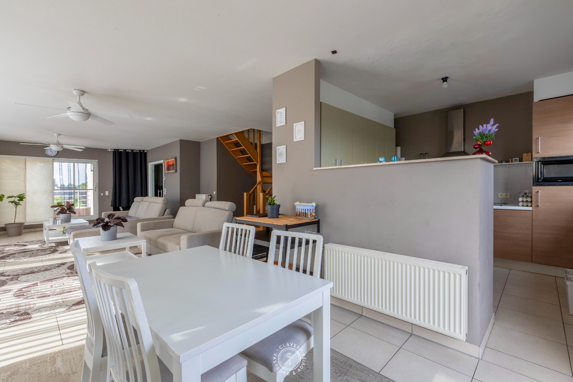 Imposant duplexappartement met een zee aan ruimte
