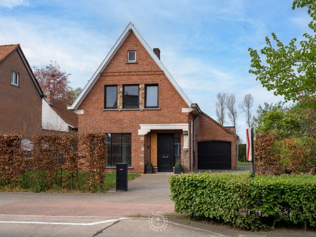 Verder te renoveren open bebouwing op toplocatie
