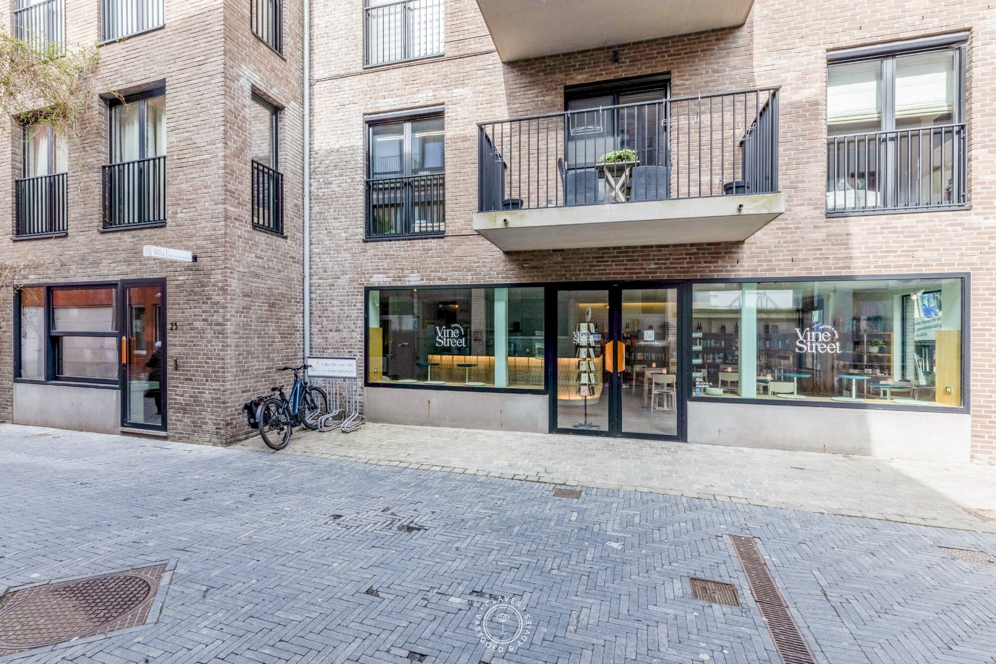 Hoogstaand en veelzijdig handelspand op absolute A-locatie