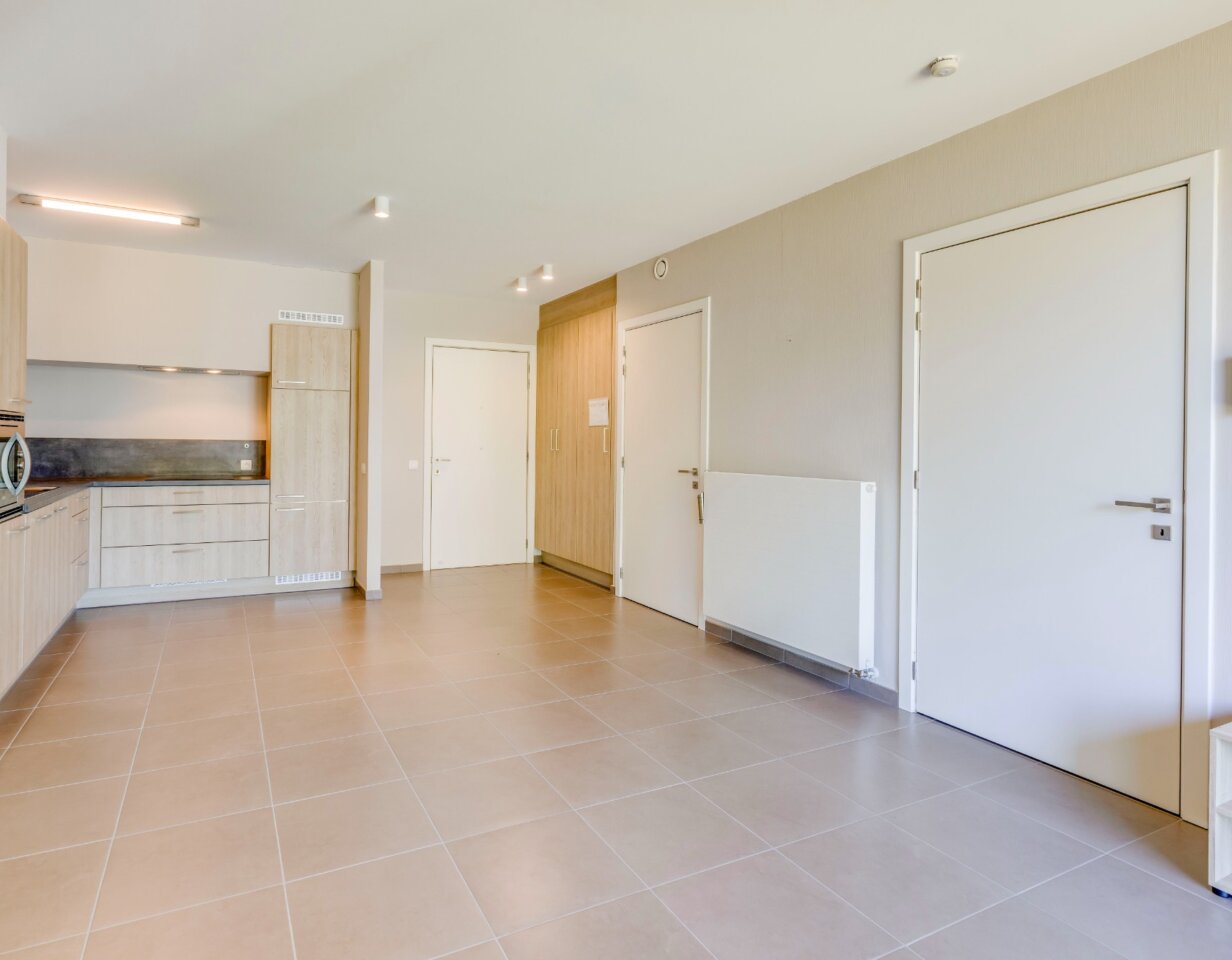 Energiezuinige assistentiewoning met autostaanplaats en groene omgeving
