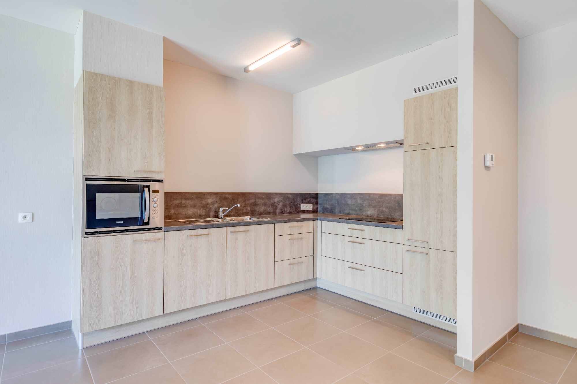 Energiezuinige assistentiewoning met autostaanplaats en groene omgeving