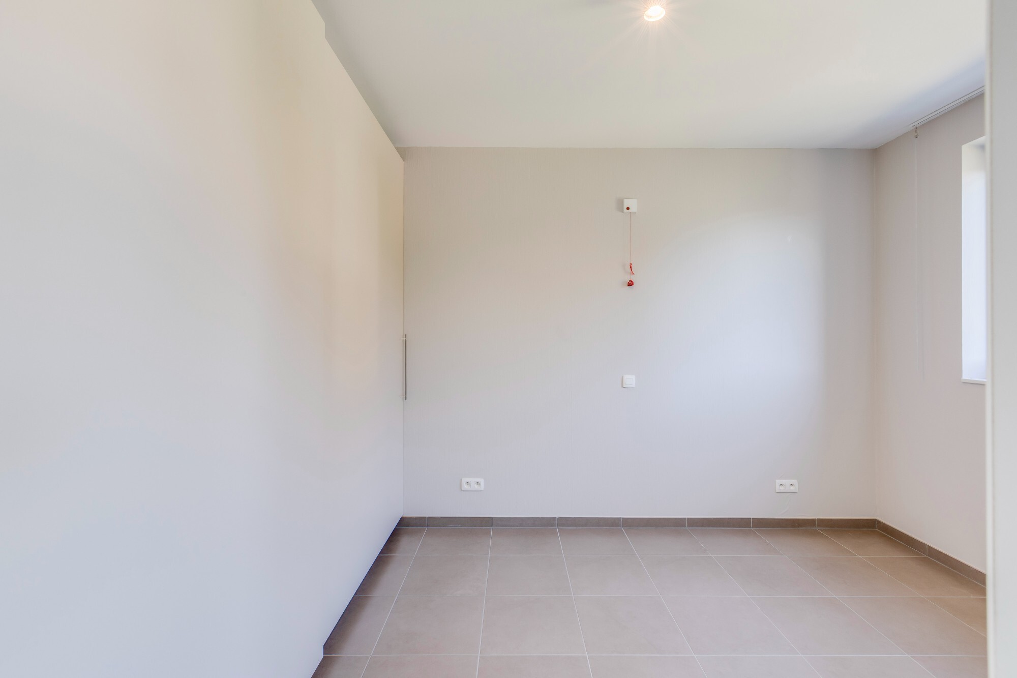 Energiezuinige assistentiewoning met autostaanplaats en groene omgeving