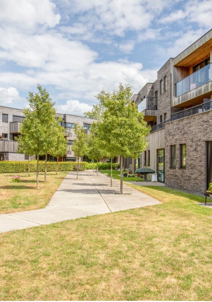 Energiezuinige assistentiewoning met autostaanplaats en groene omgeving