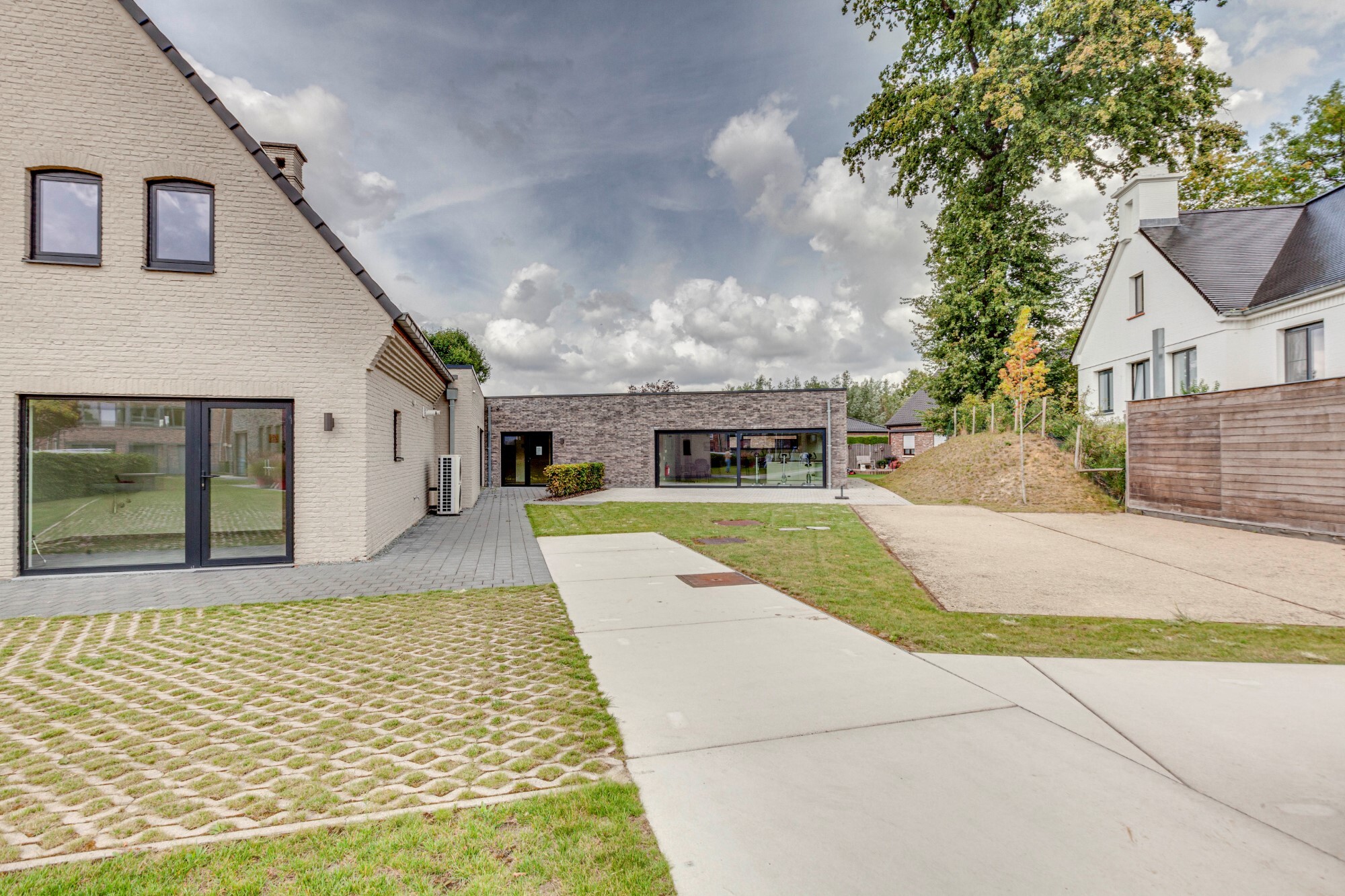 Erkende assistentiewoning met garagebox in een uiterst charmante omgeving