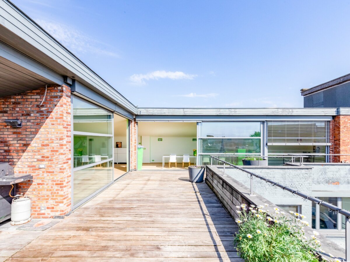 Unieke en eigenzinnige stadswoning (voormalig pakhuis)
