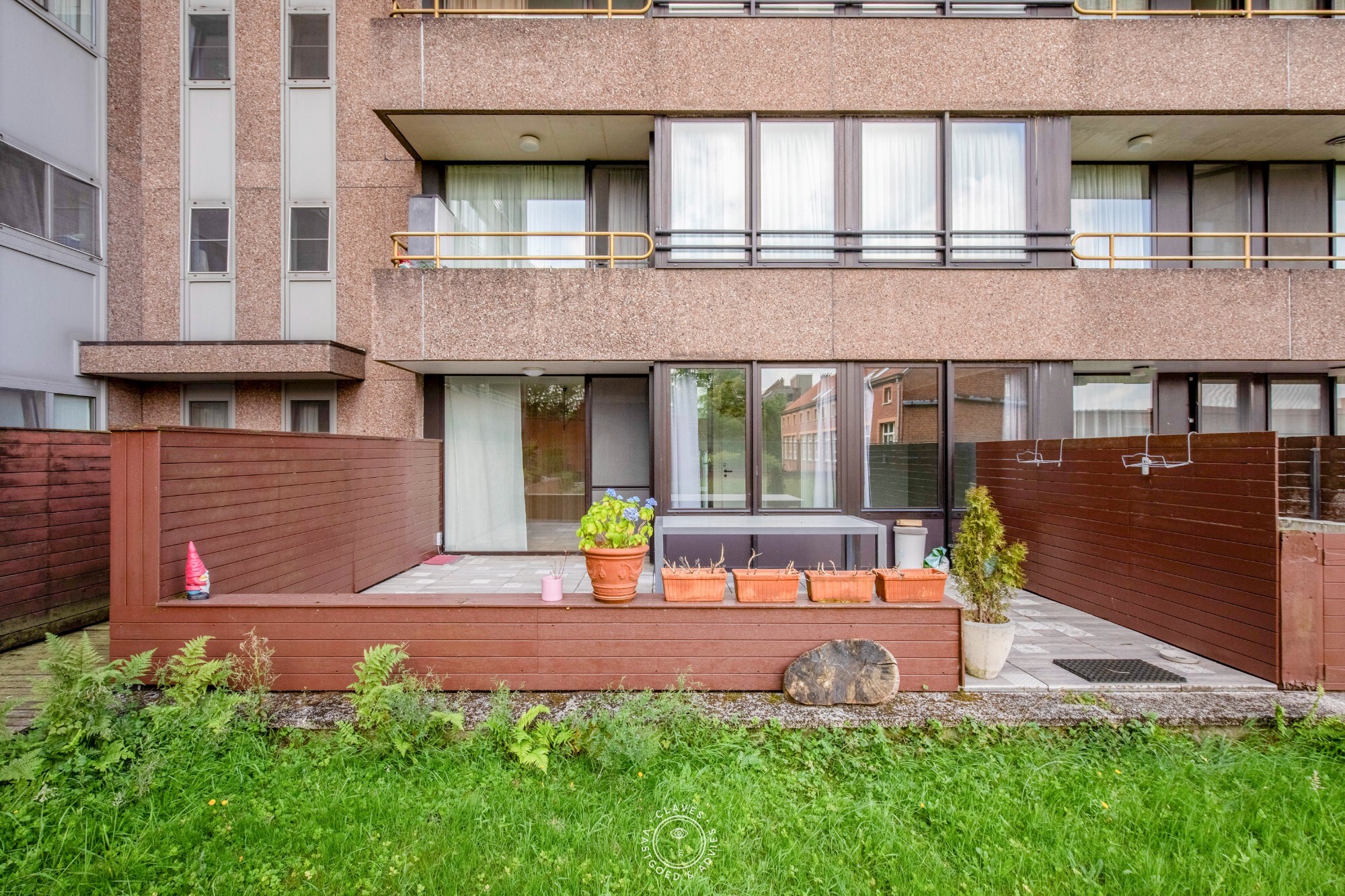 Ruim 3-slaapkamerappartement op interessante centrale ligging in Sint-Niklaas