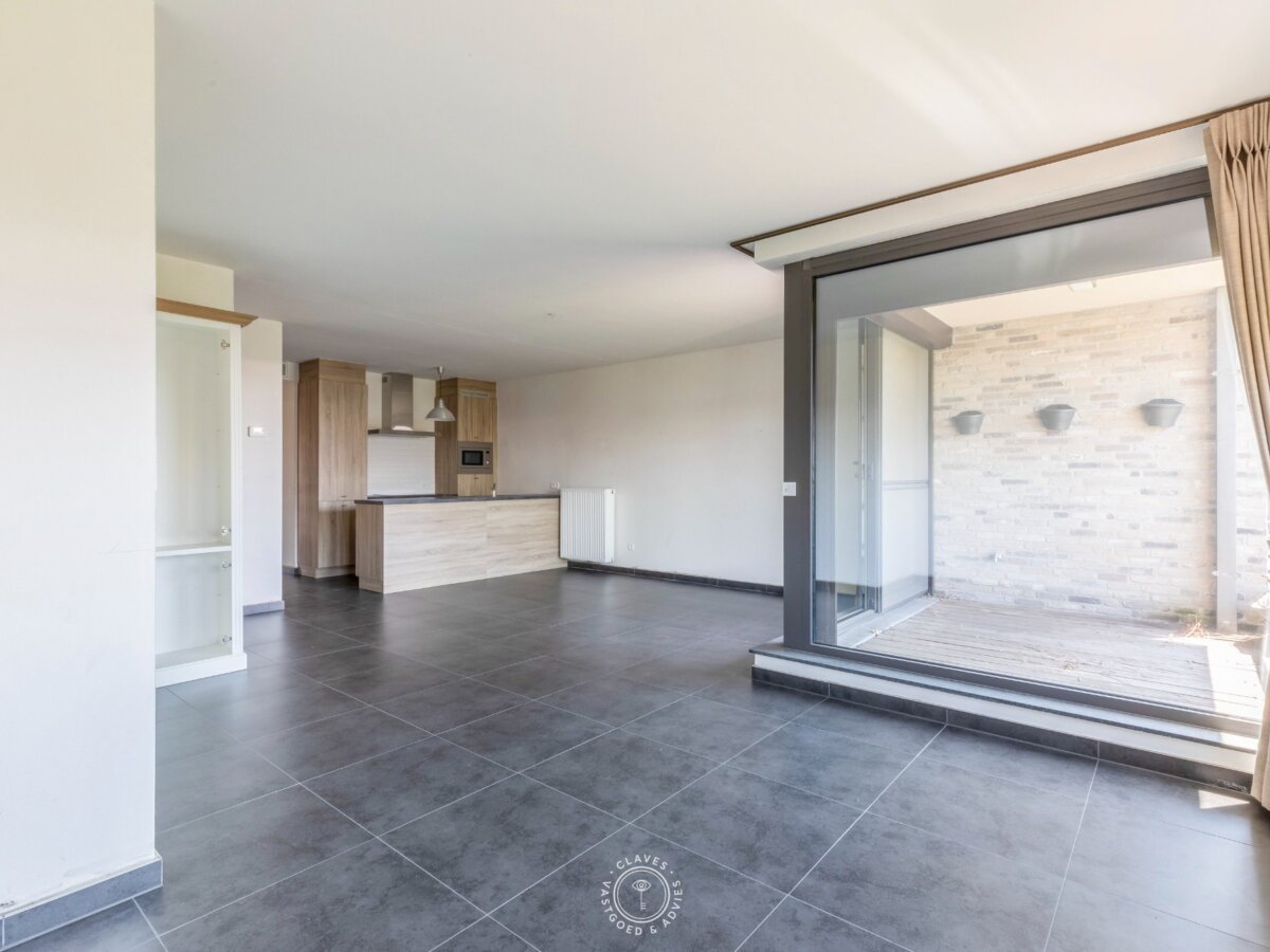 Mooi en recent appartement met staanplaats