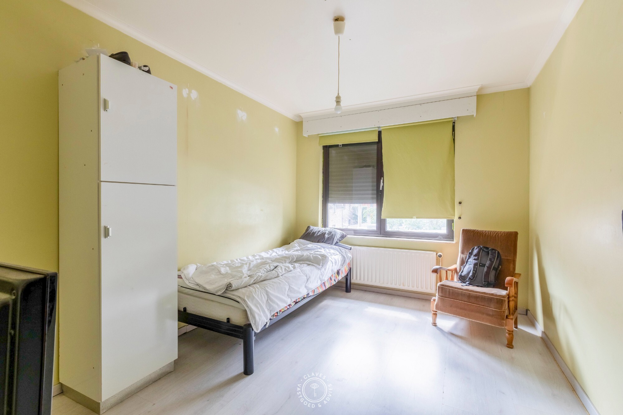 Lichtrijk tweeslaapkamerappartement met autostaanplaats op toplocatie