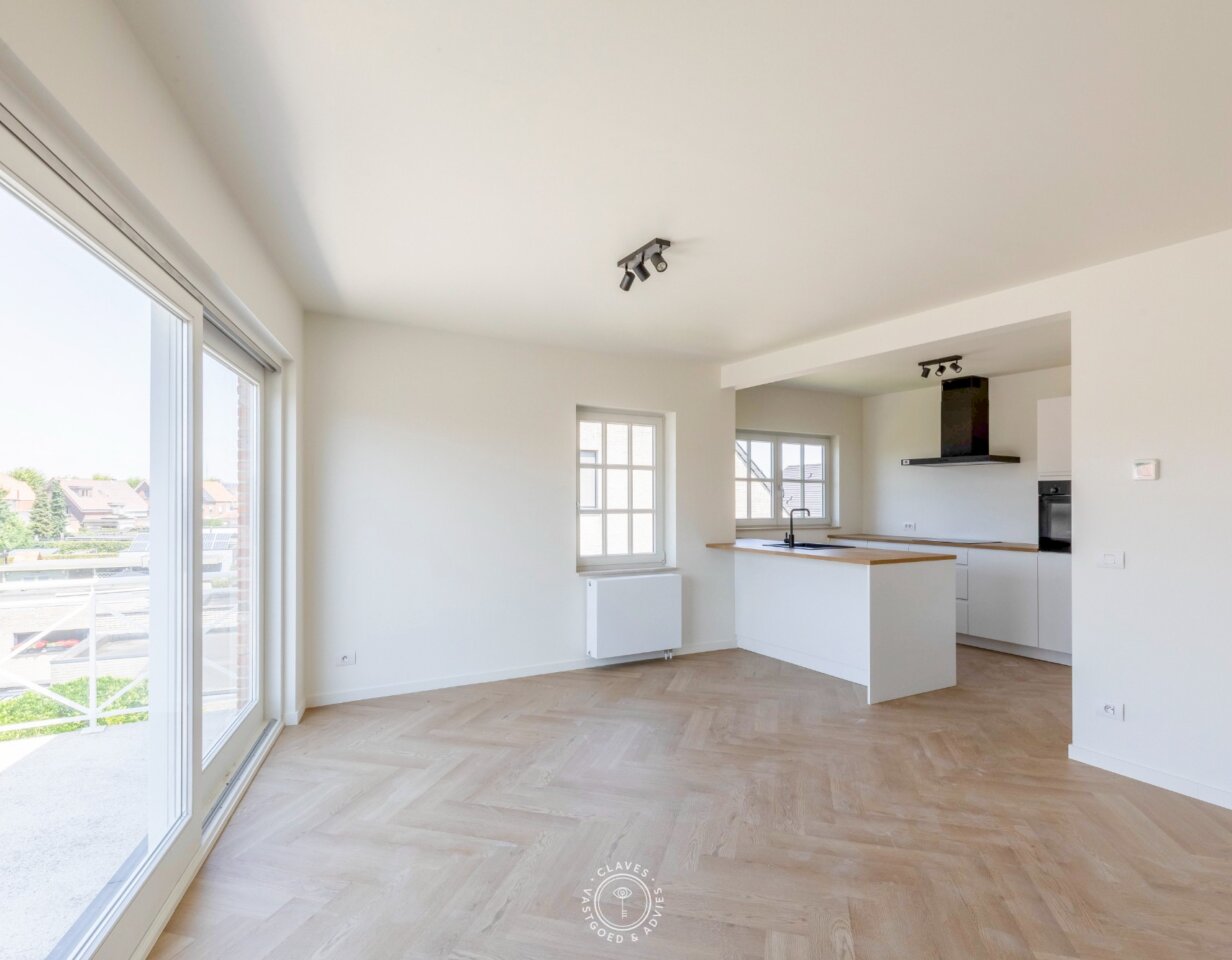 Dromerig dakappartement in vernieuwbouwd appartementsgebouw