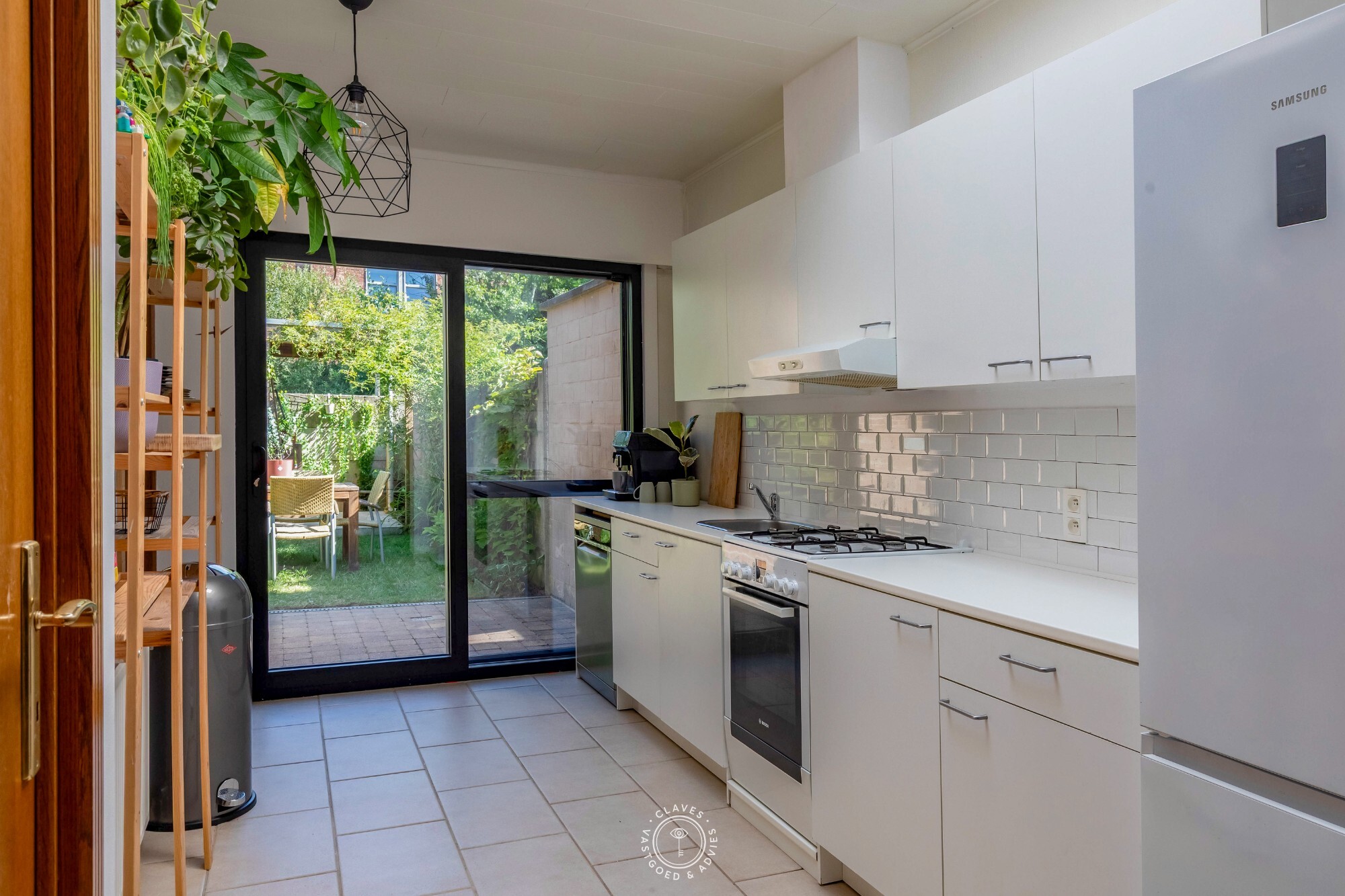 Verzorgde rijwoning met gezellige stadstuin