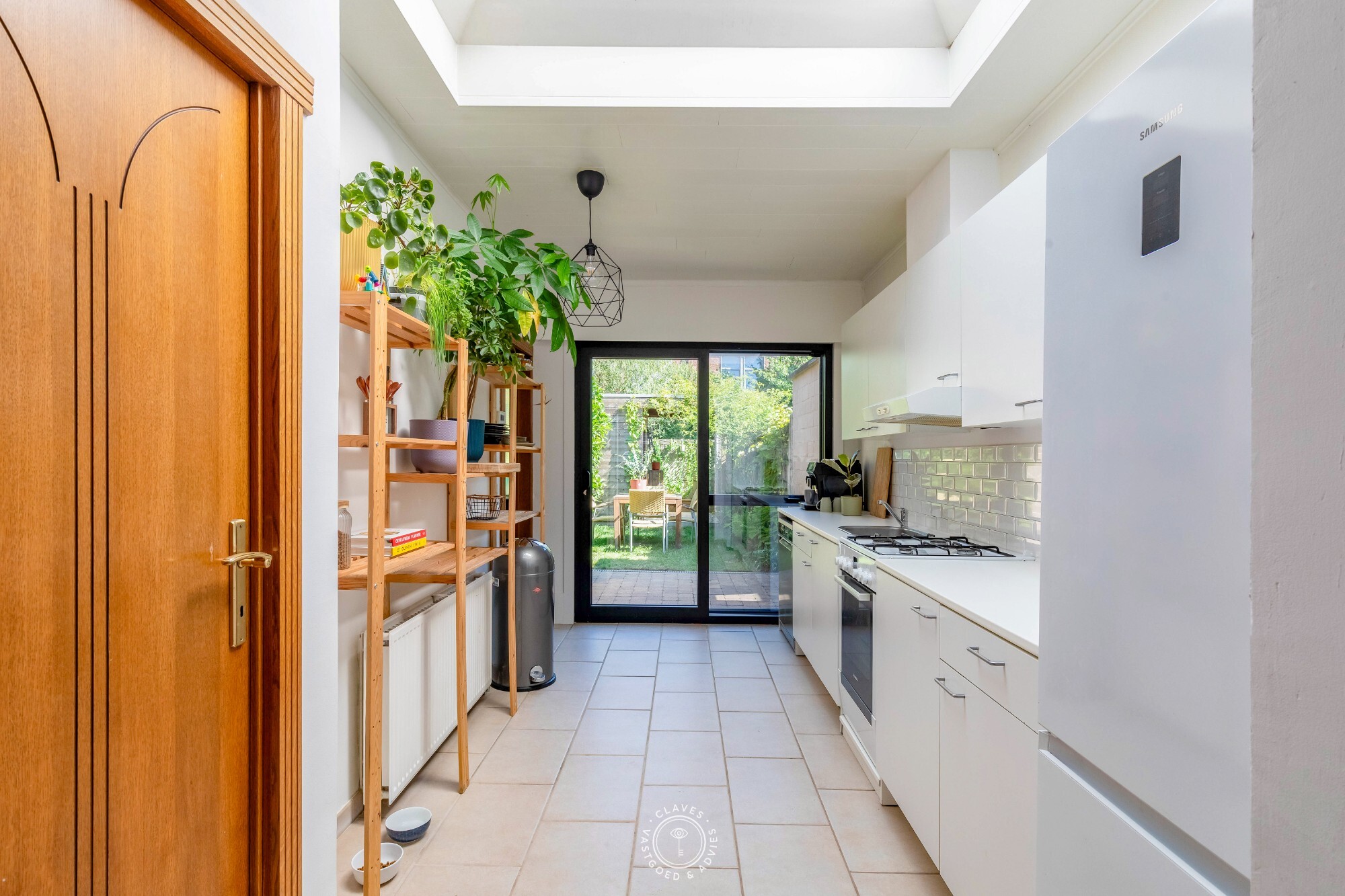 Verzorgde rijwoning met gezellige stadstuin