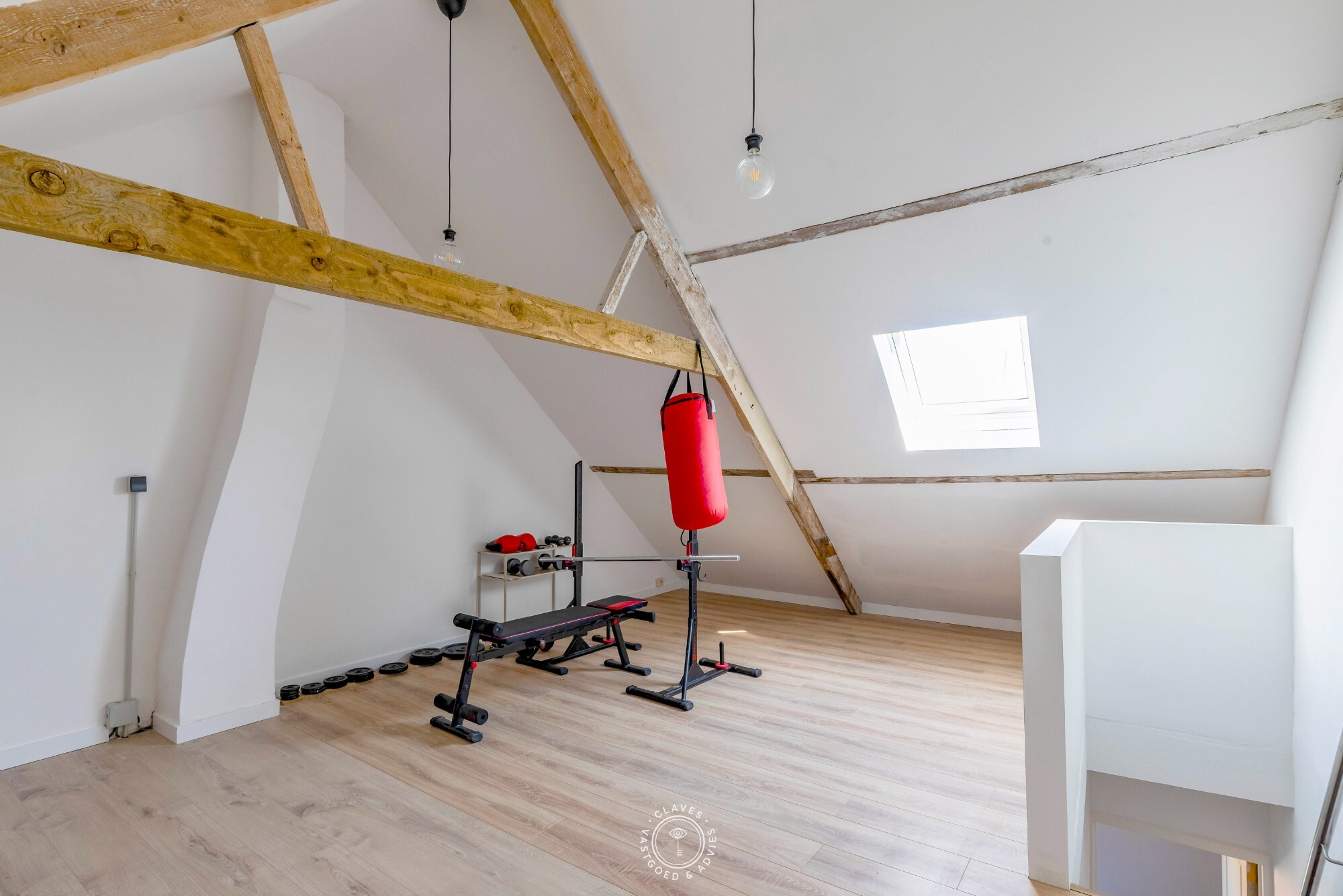 Verzorgde rijwoning met gezellige stadstuin