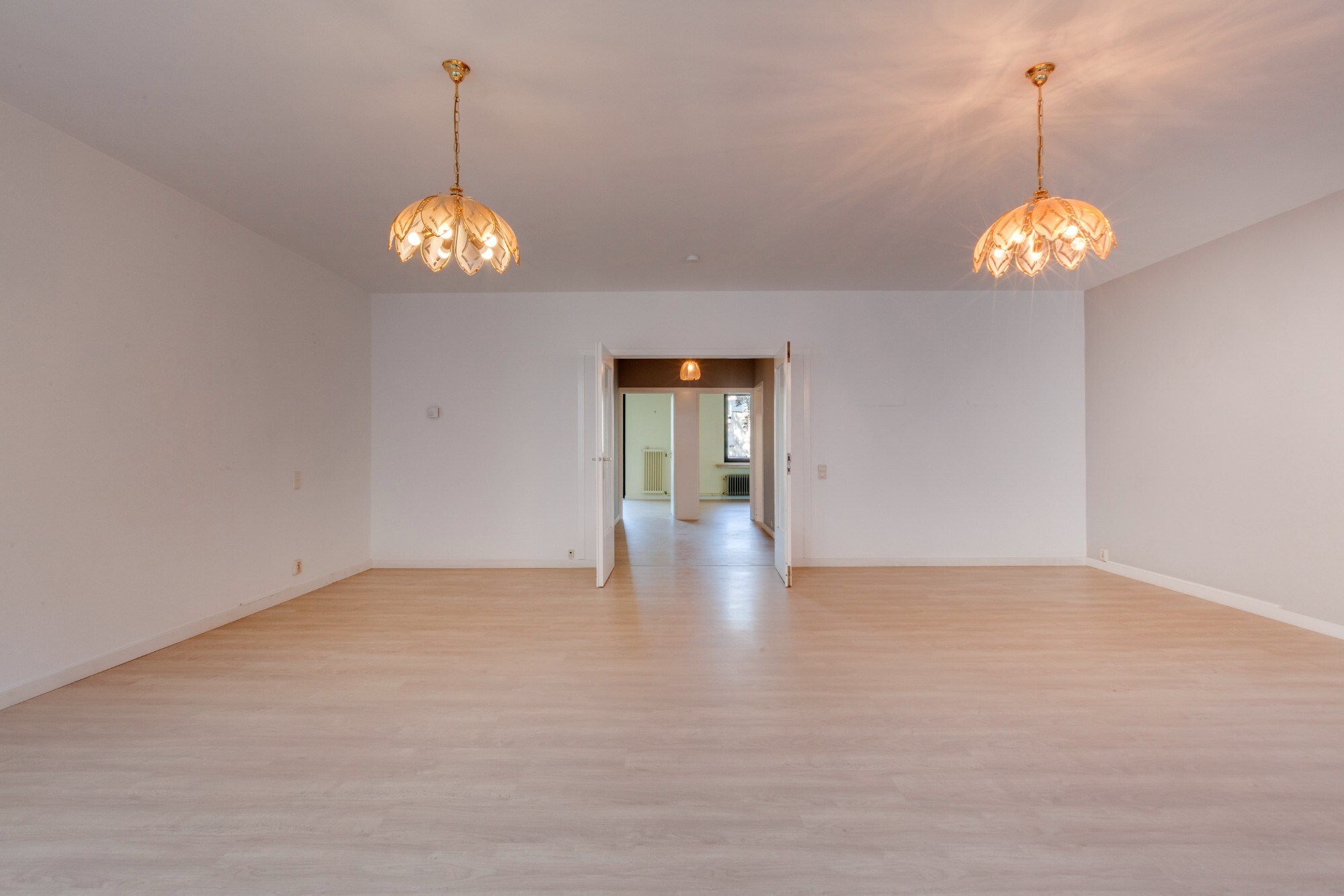 Uitstekend gelegen en lichtrijk 2-slaapkamerappartement