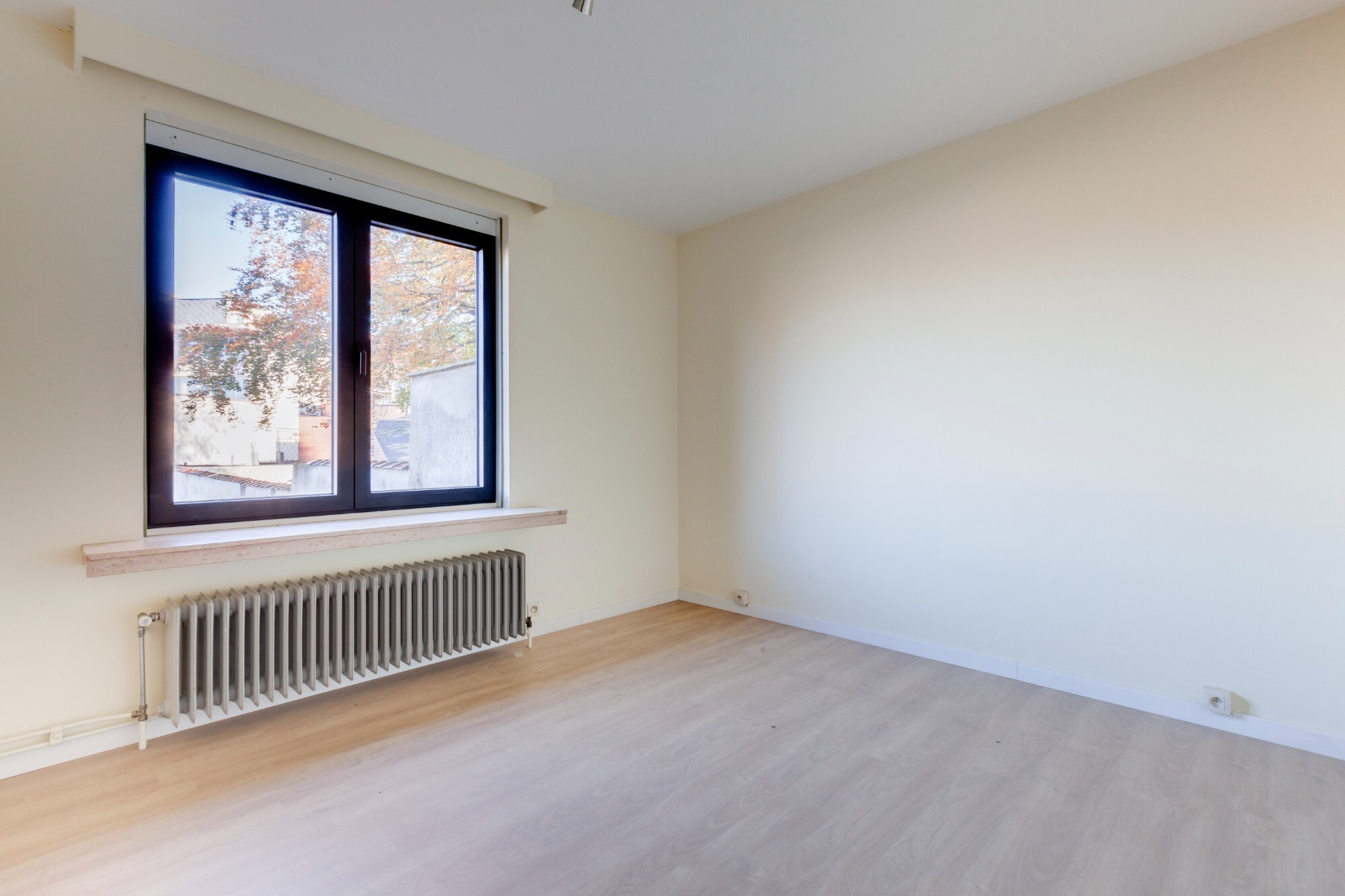 Uitstekend gelegen en lichtrijk 2-slaapkamerappartement