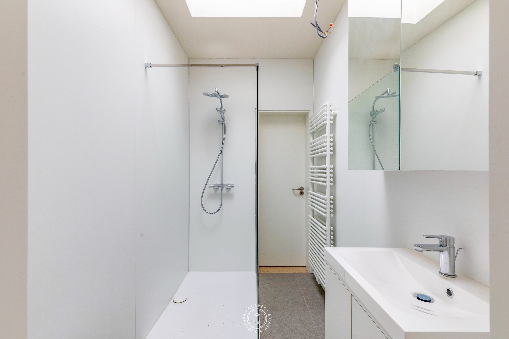 Dakappartement met ruim zuidgericht terras in centrum Sint-Niklaas