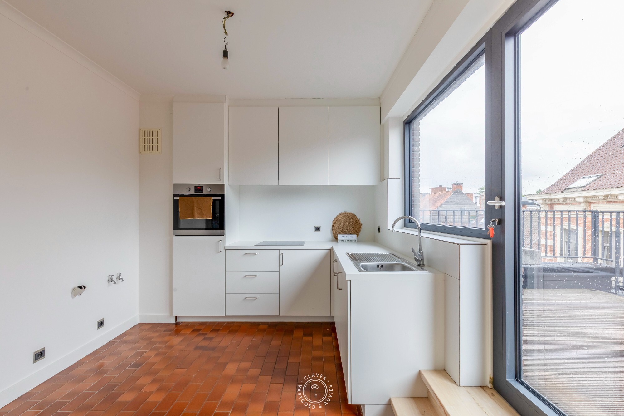 Dakappartement met ruim zuidgericht terras in centrum Sint-Niklaas