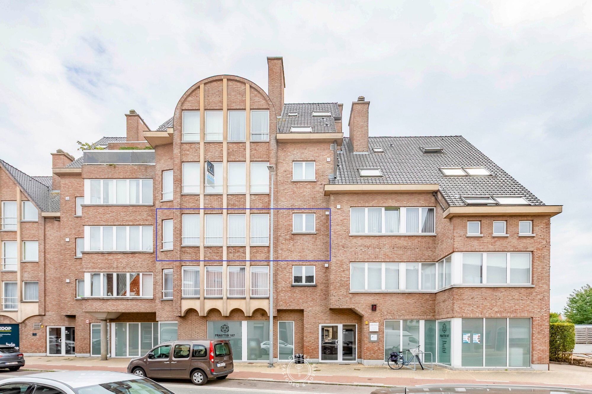 Centraal gelegen appartement met drie slaapkamers en veel lichtinval