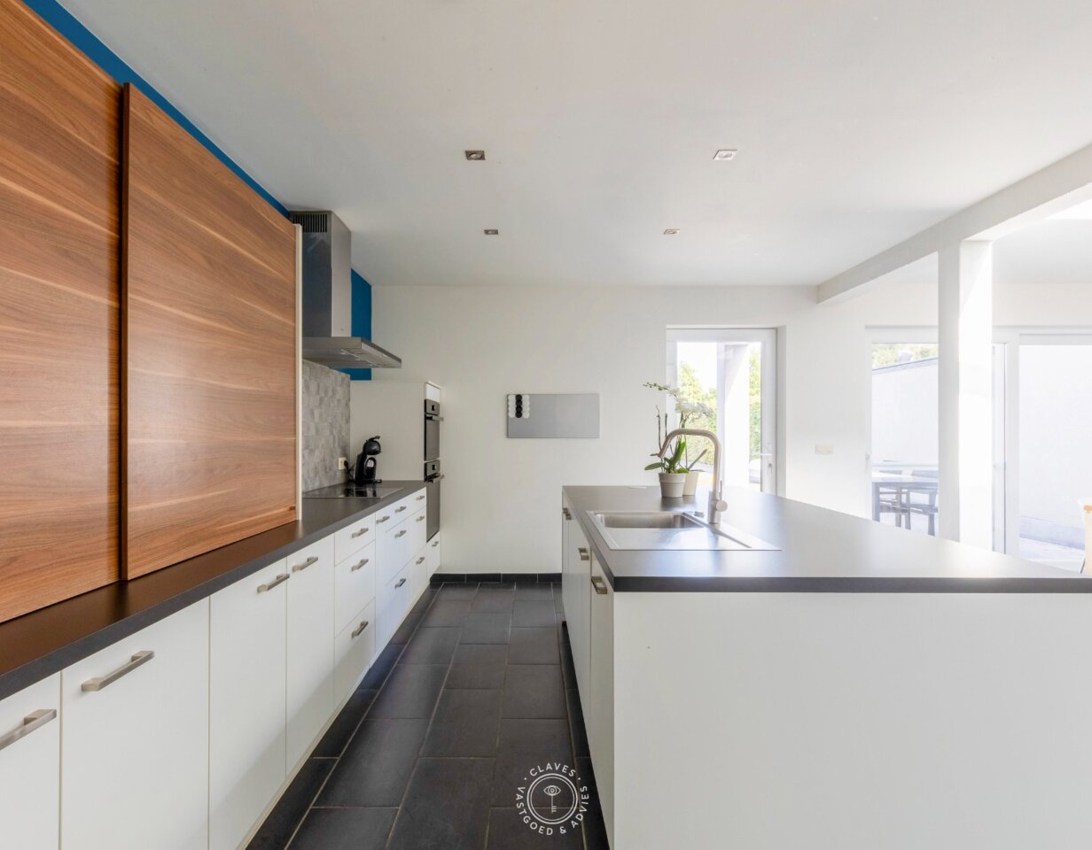 Moderne familiewoning met verrassende buitenruimte
