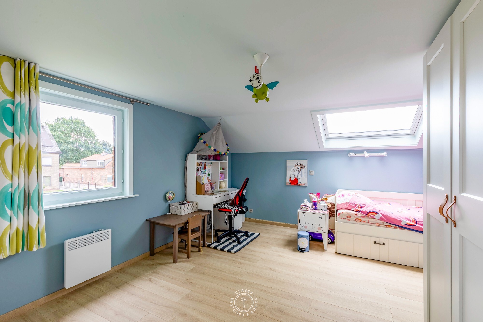 Open bebouwing op 4.051 m² met loods en vergund KMO-potentieel