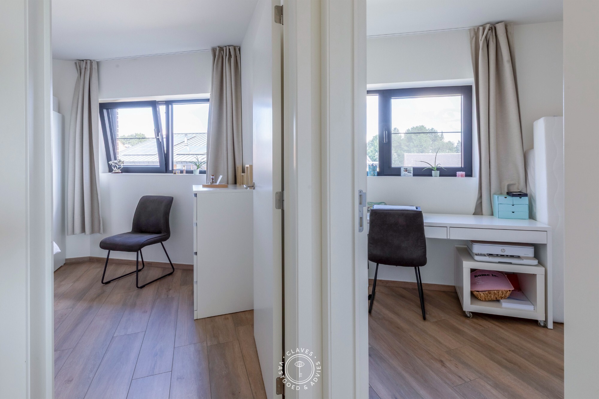 Modern kantoorgebouw met verhuurd appartement op uitstekende zichtlocatie in Belsele