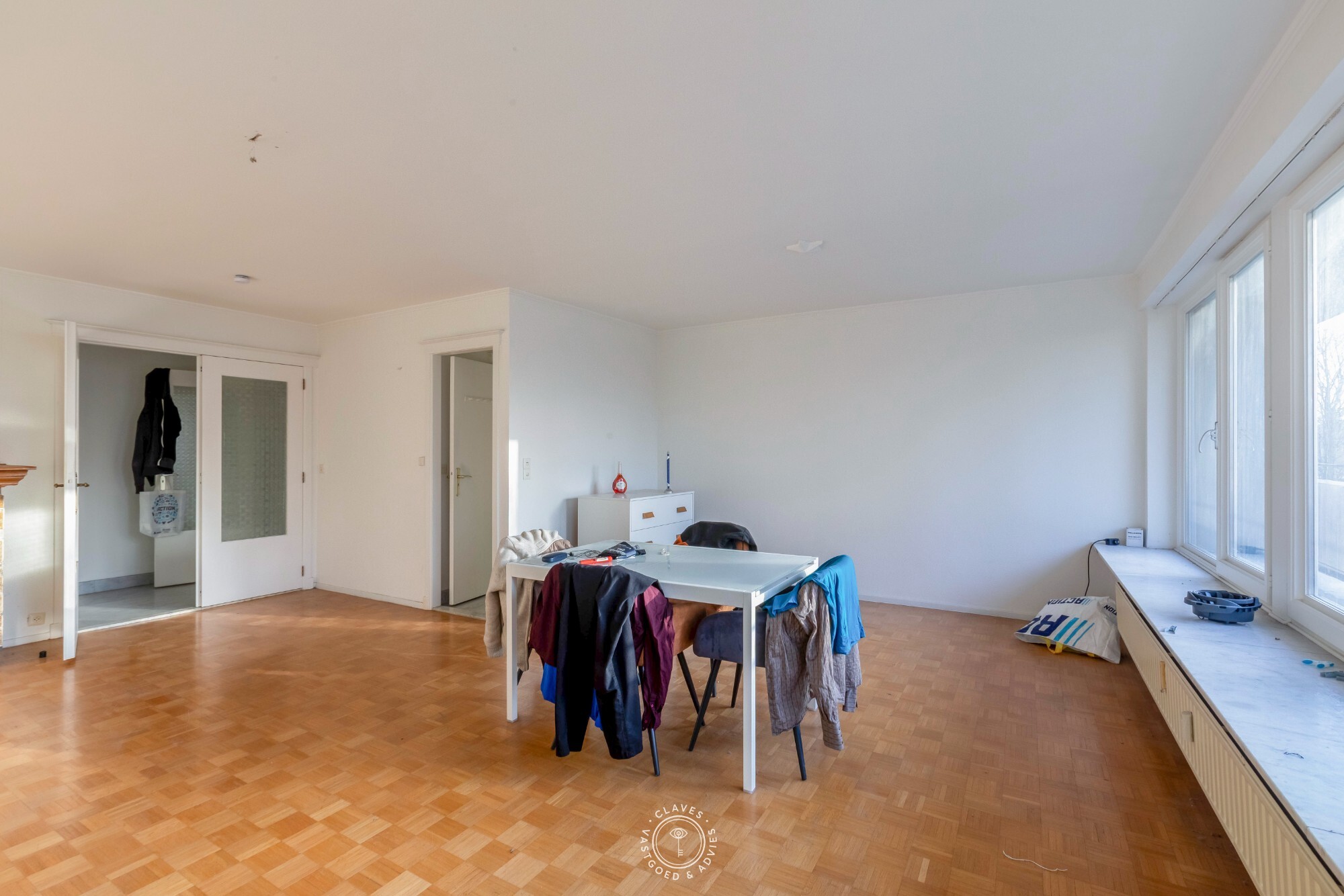 Ruim en lichtrijk hoekappartement met 2 slaapkamers
