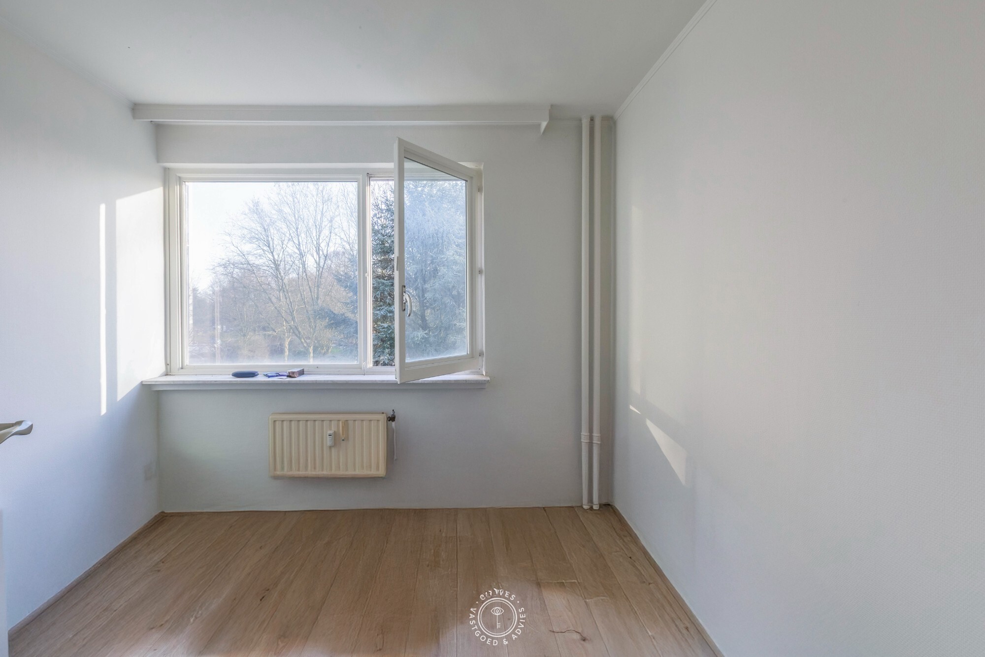 Ruim en lichtrijk hoekappartement met 2 slaapkamers