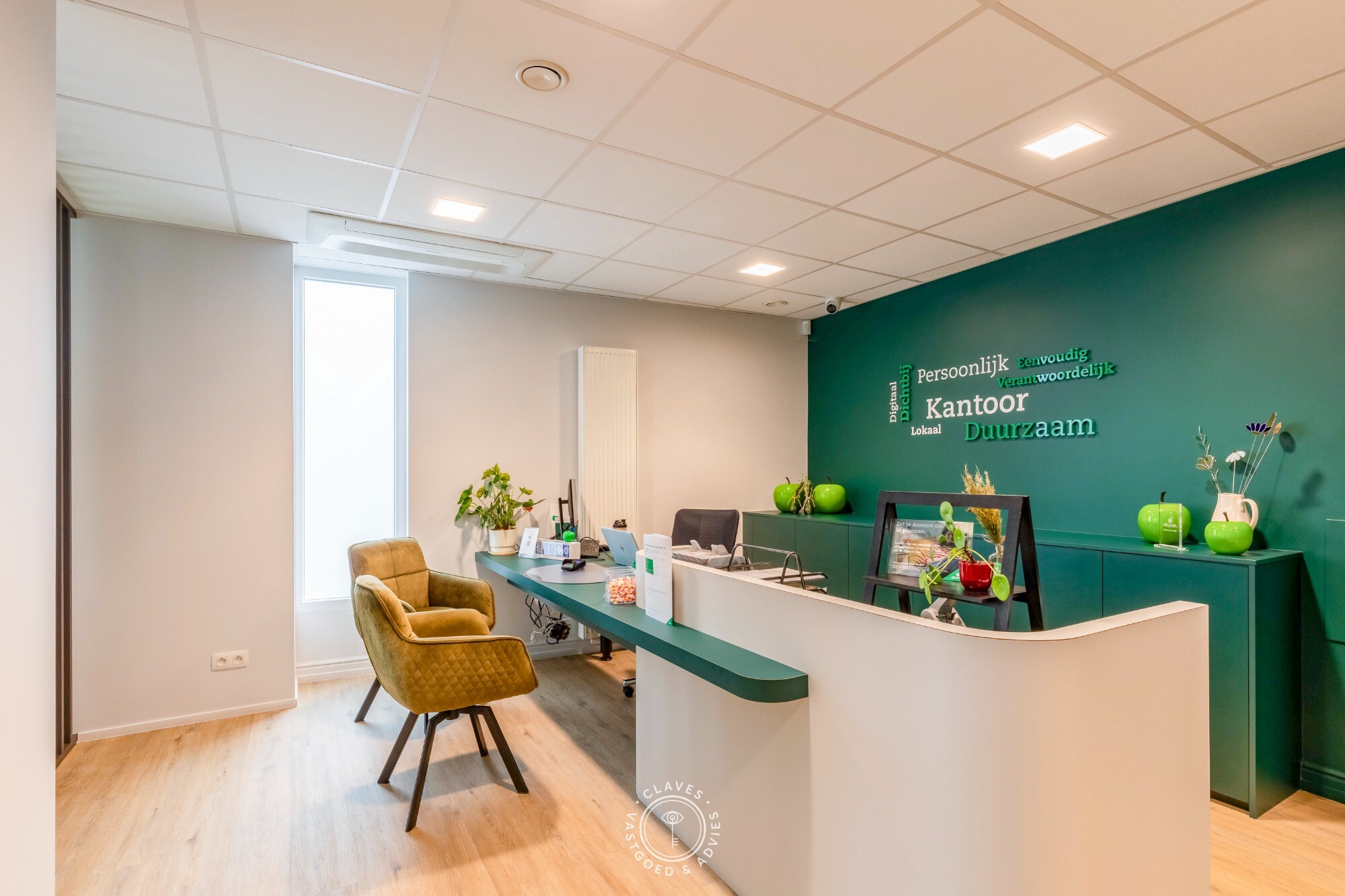 Interessante investeringseigendom in centrum Beveren met handelspand en 3 appartementen