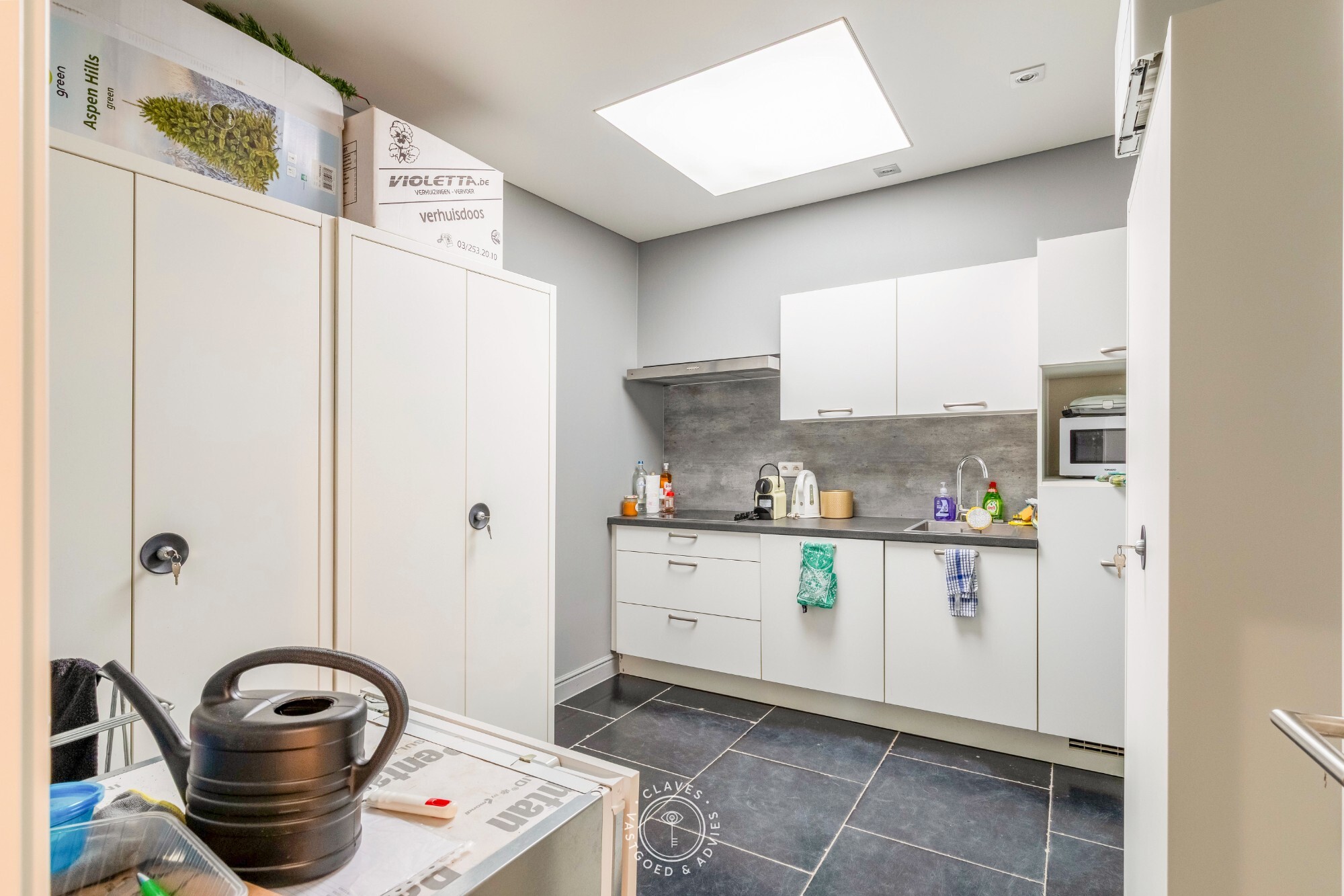 Interessante investeringseigendom in centrum Beveren met handelspand en 3 appartementen