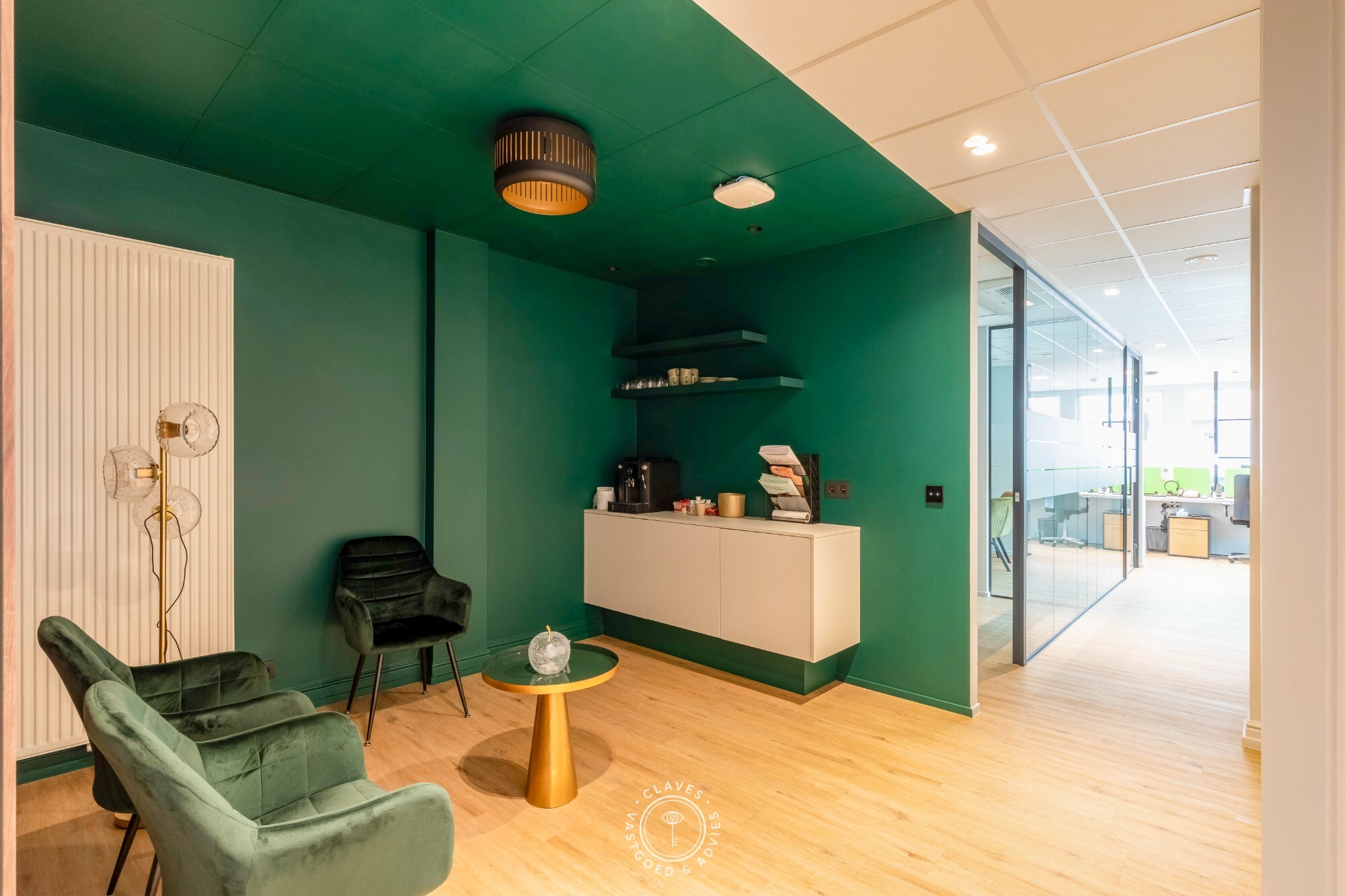 Interessante investeringseigendom in centrum Beveren met handelspand en 3 appartementen
