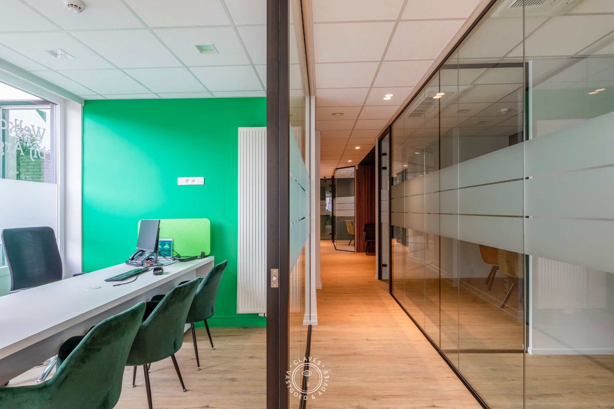 Interessante investeringseigendom in centrum Beveren met handelspand en 3 appartementen