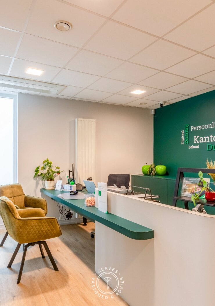 Interessante investeringseigendom in centrum Beveren met handelspand en 3 appartementen
