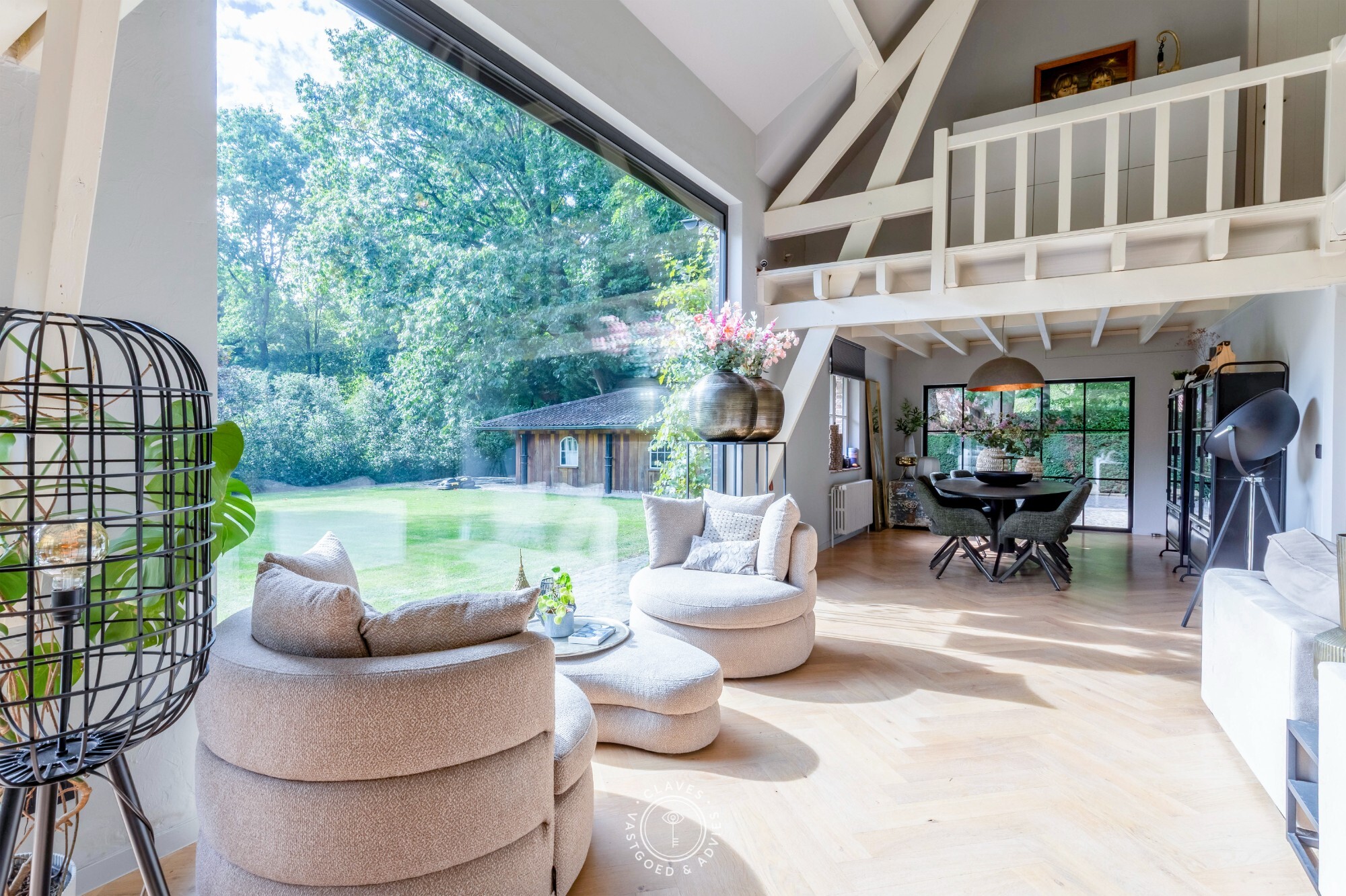 Villa met karakter, zwembad en een zee aan groen in Waasmunster