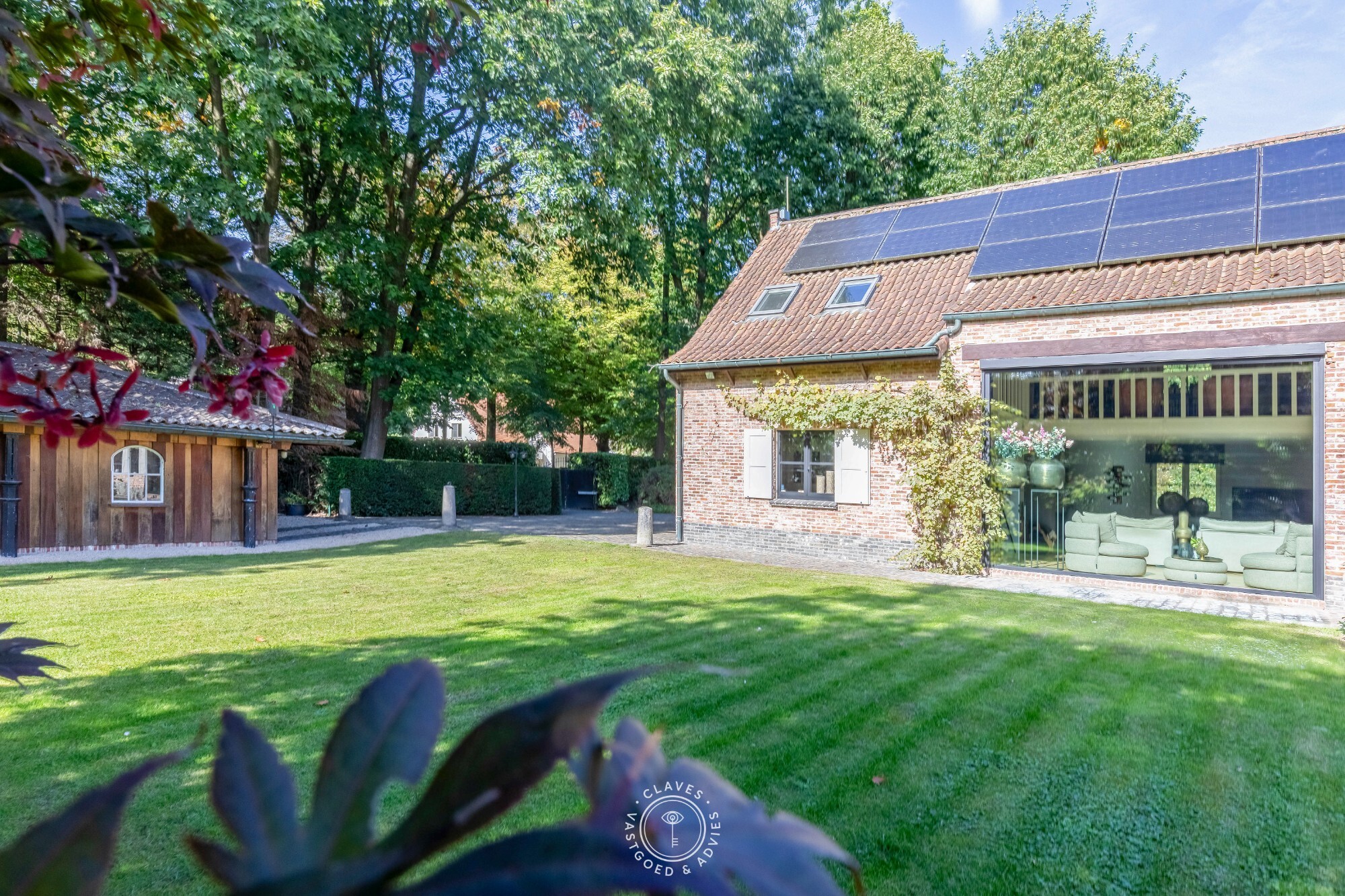 Villa met karakter, zwembad en een zee aan groen in Waasmunster
