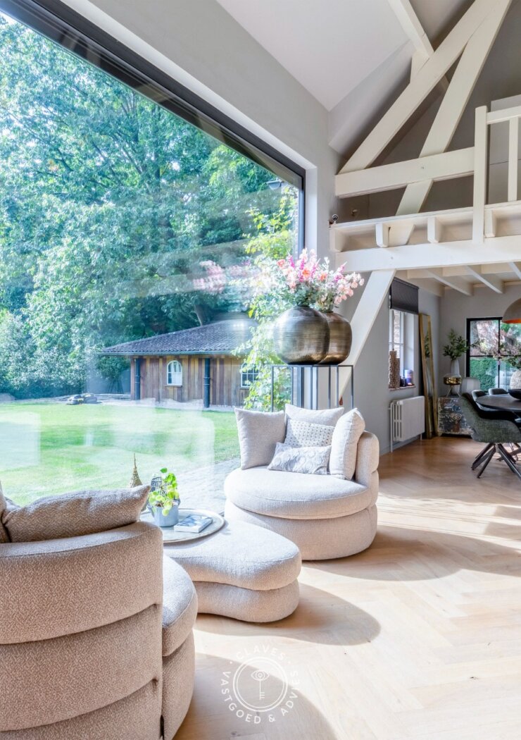 Villa met karakter, zwembad en een zee aan groen in Waasmunster