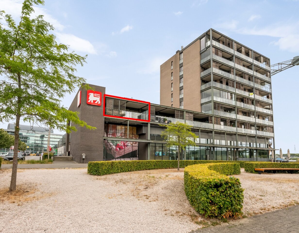 Lichtrijk appartement met Schelde-zicht, 2 slaapkamers en 2 parkeerplaatsen aan het Georges Van Dammeplein in Temse