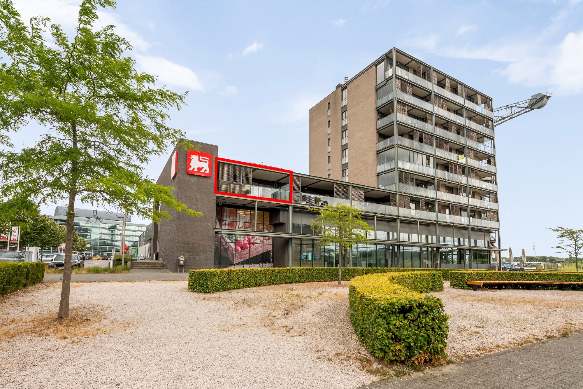 Lichtrijk appartement met Schelde-zicht, 2 slaapkamers en 2 parkeerplaatsen aan het Georges Van Dammeplein in Temse