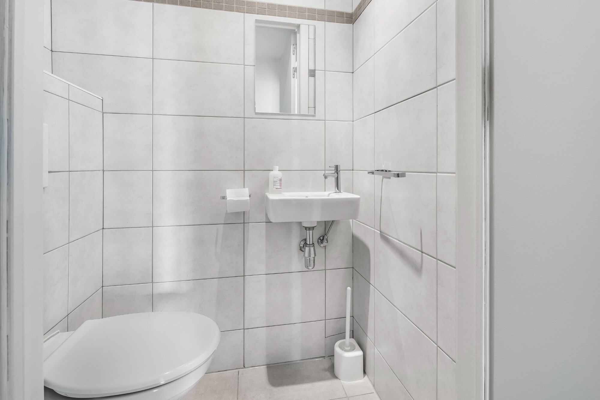 Lichtrijk appartement met Schelde-zicht, 2 slaapkamers en 2 parkeerplaatsen aan het Georges Van Dammeplein in Temse